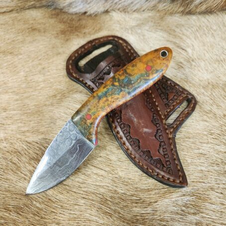 Crossdraw Damascus Knife