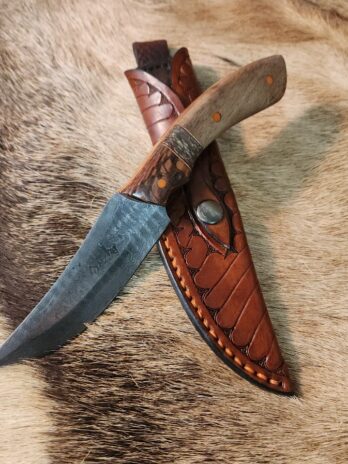 #6820 Damascus Hunter/Skinner