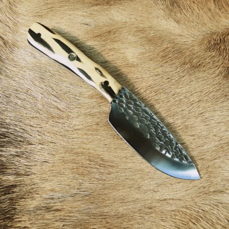#6864 Stainless Hammered Hunter Skinner - Image 3