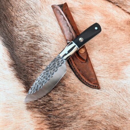 #6862 Stainless Hammered Hunter Skinner