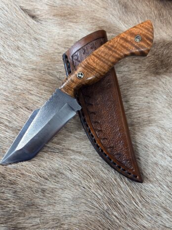 #6942 Tanto Style Knife