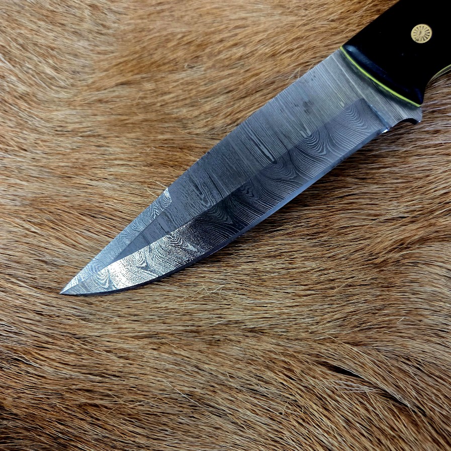 #7062 Large Bushcraft Style Knife - Image 4