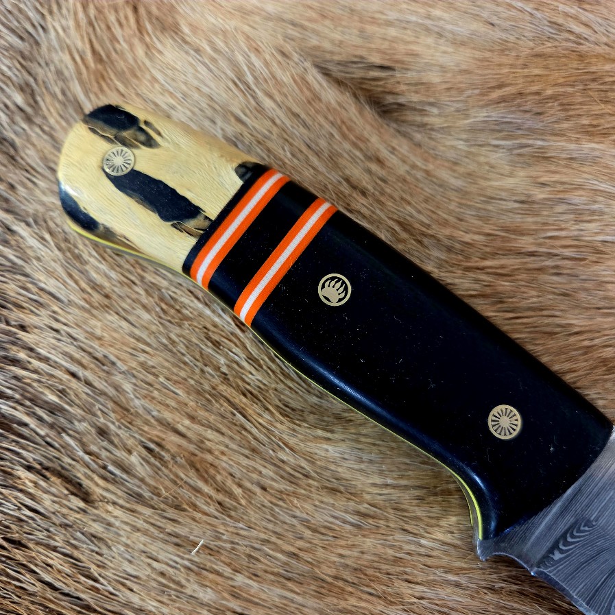 #7062 Large Bushcraft Style Knife - Image 2