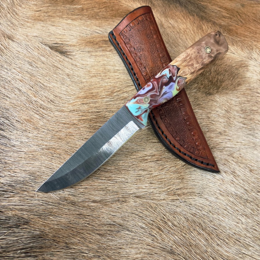 #7064 Damascus Skinner