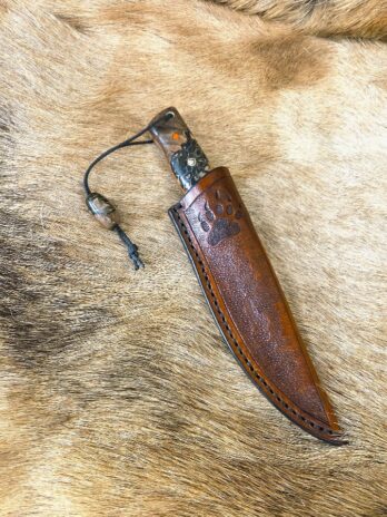 #7090 Large Bushcraft Style Knife