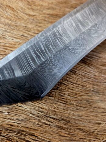 #7144 Damascus Tanto W Curly Mango Handle